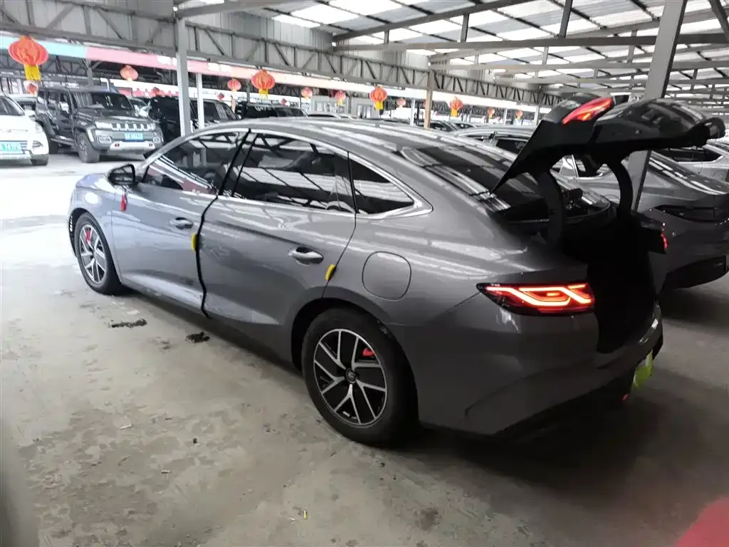 BYD Qin L — фото 2