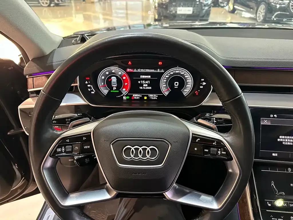 Audi A8 2021 из CN, фото 7