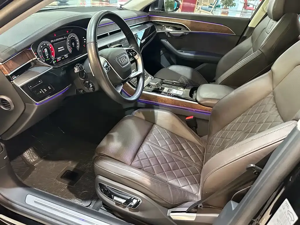 Audi A8 2021 из CN, фото 10