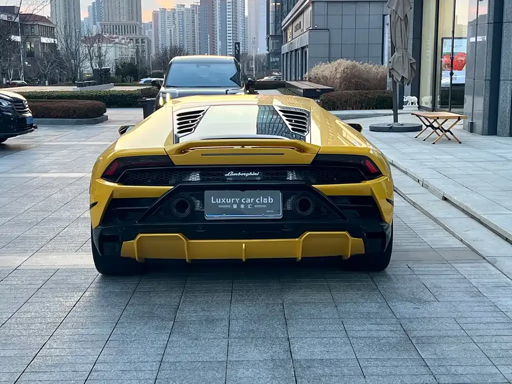 Lamborghini Huracan 2023 из CN, фото 7
