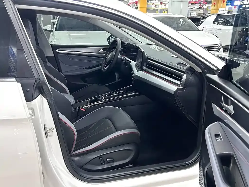 Volkswagen Lamando 2023 из CN, фото 6