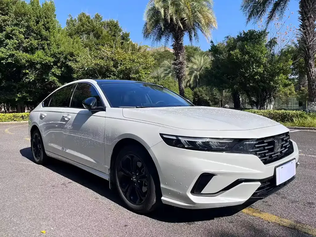 Honda Accord — фото 9