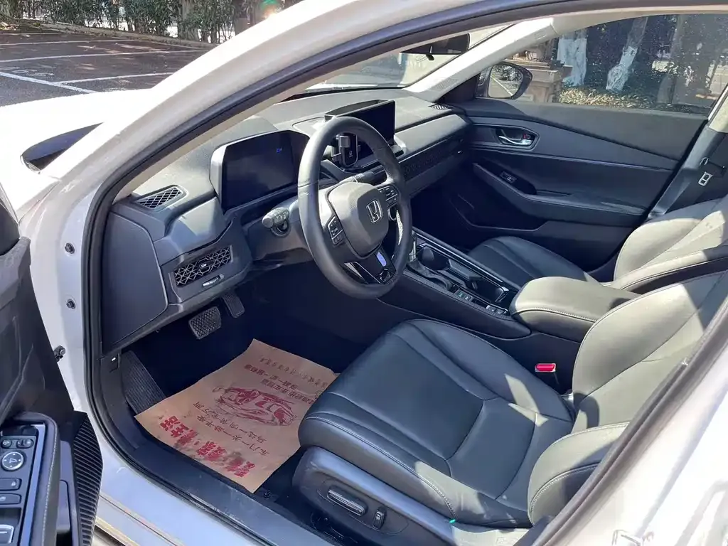 Honda Accord — фото 2