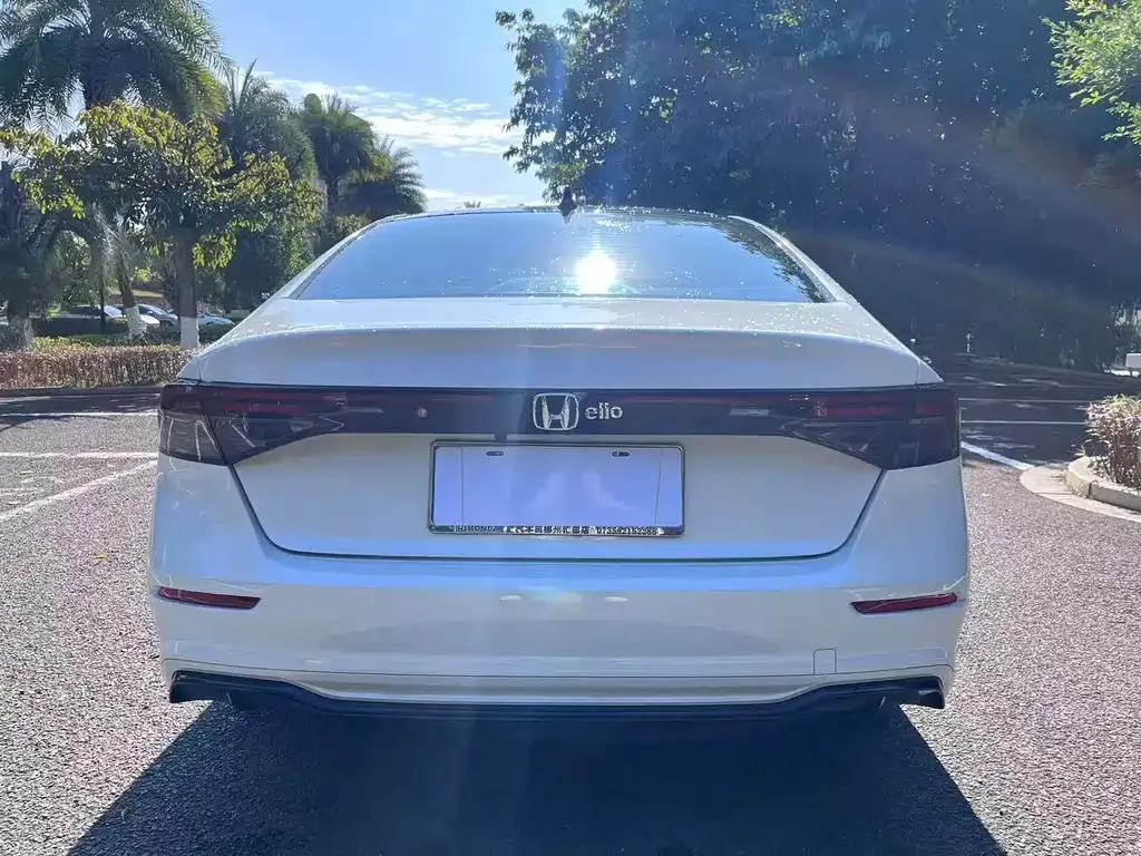 Honda Accord — фото 5