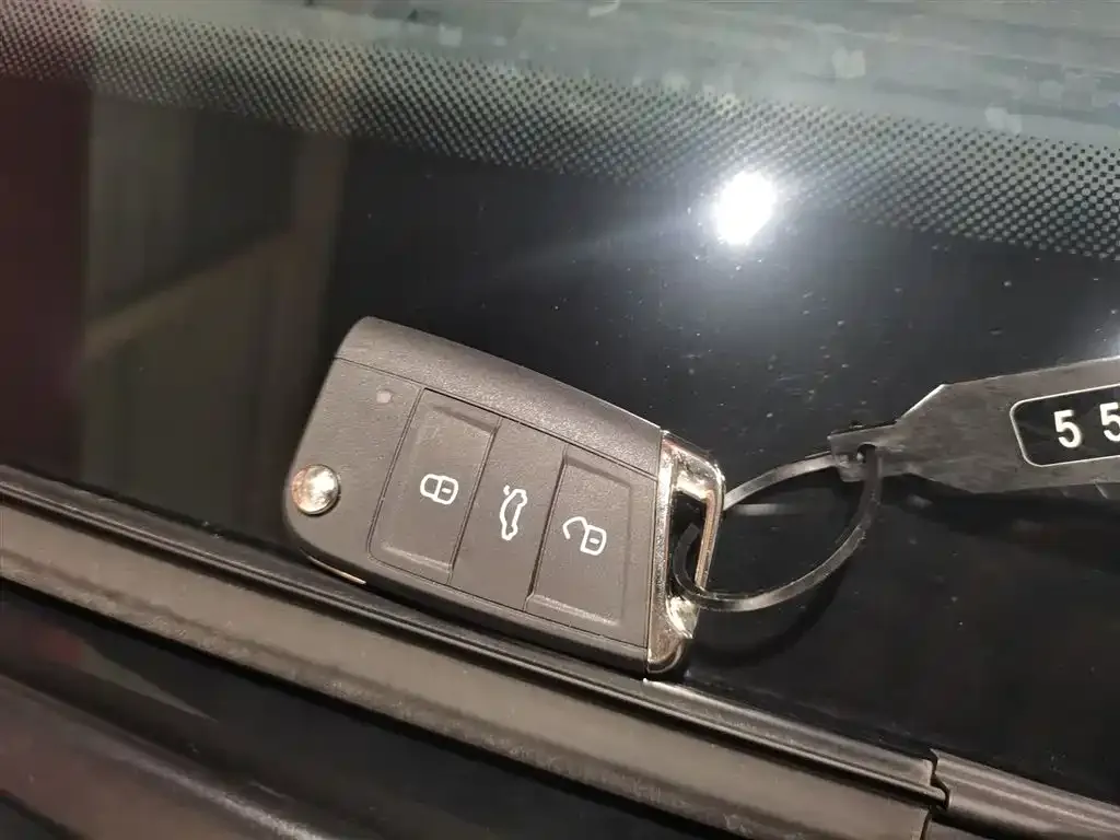 [object Object] T-Roc 2025 из CN, фото 9