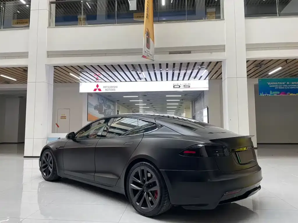 Tesla Model S 2025 из CN, фото 2