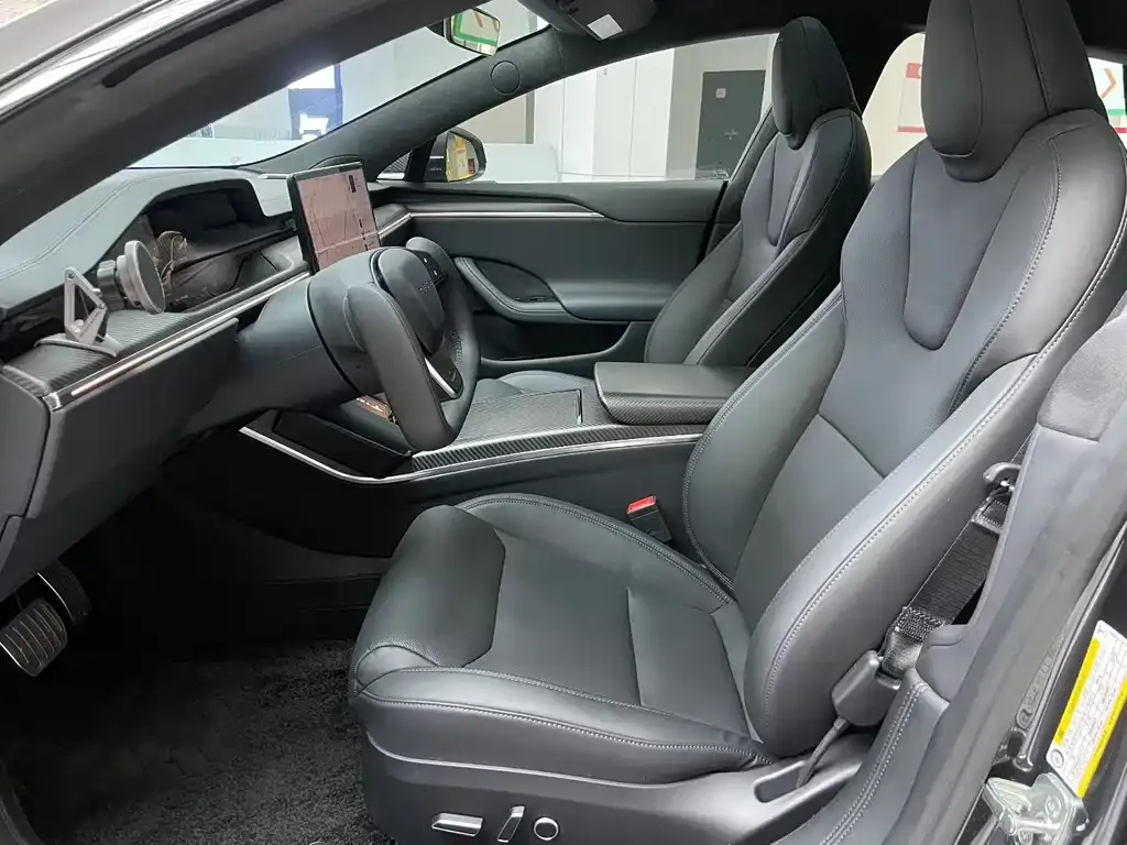 Tesla Model S 2025 из CN, фото 7