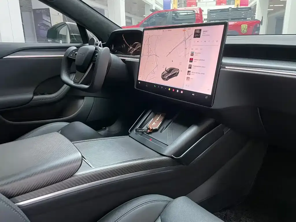 Tesla Model S 2025 из CN, фото 8
