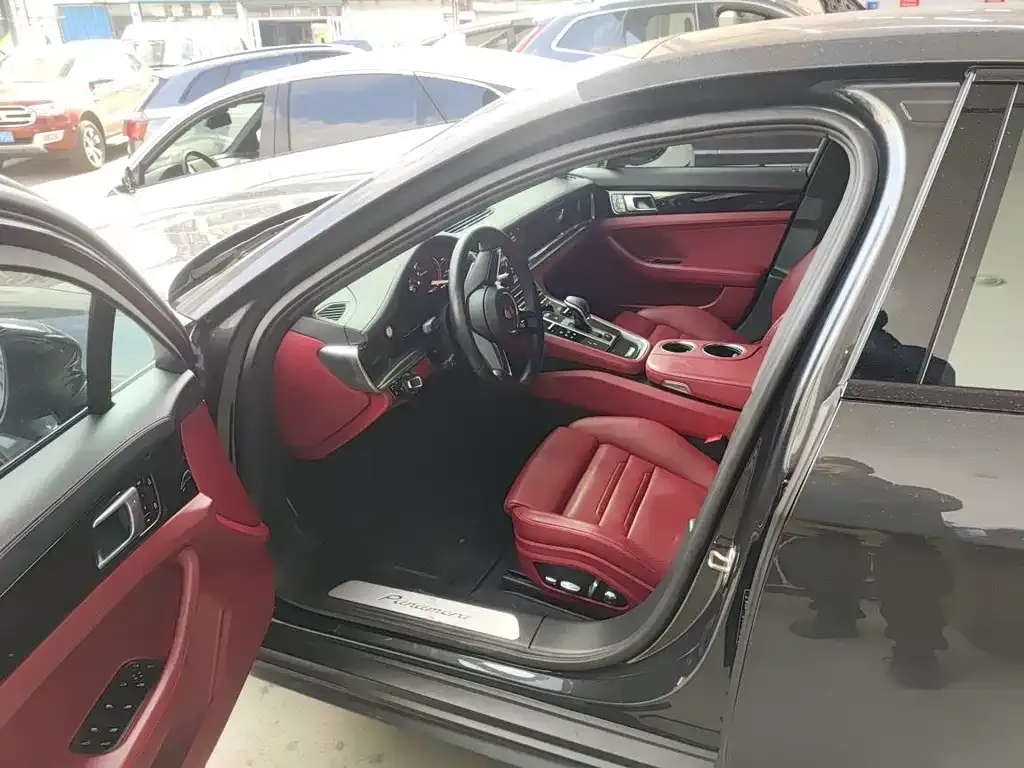 Porsche Panamera 2021 из CN, фото 3
