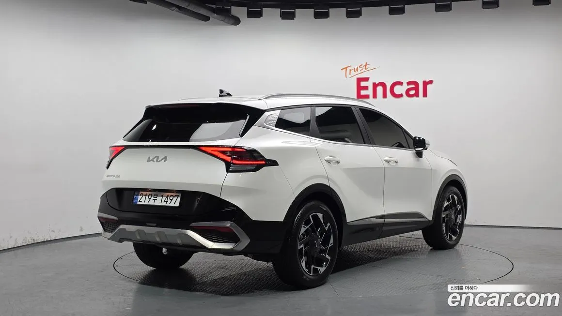 Kia Sportage — фото 8