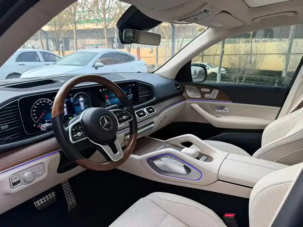 Mercedes-Benz GLS 2023 из CN, фото 7