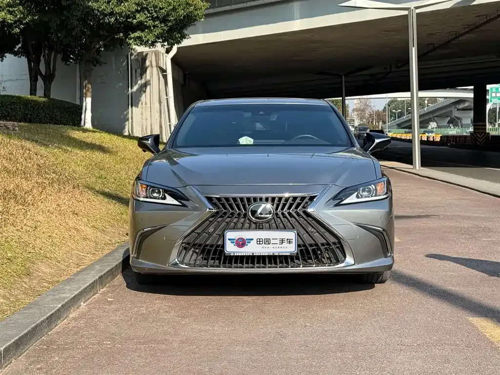 Lexus ES 2023 из CN, фото 5