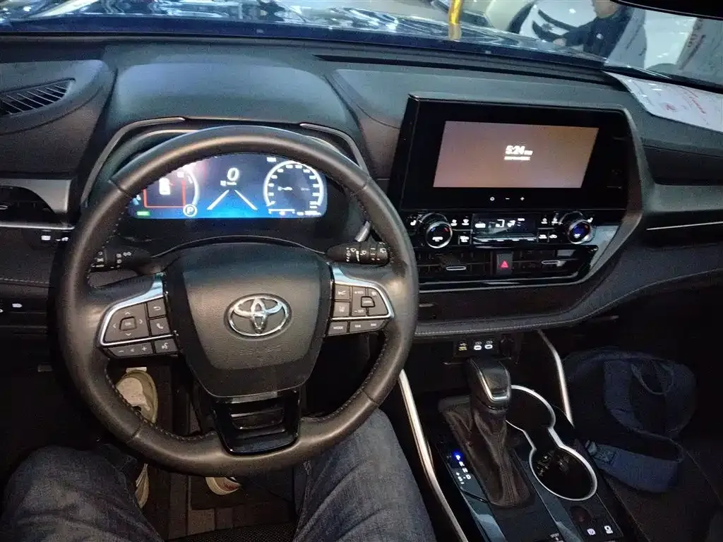 Toyota Highlander 2025 из CN, фото 8