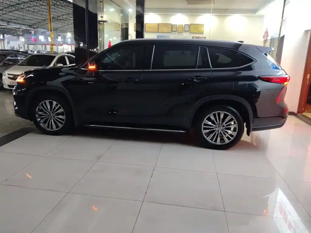Toyota Highlander 2025 из CN, фото 2
