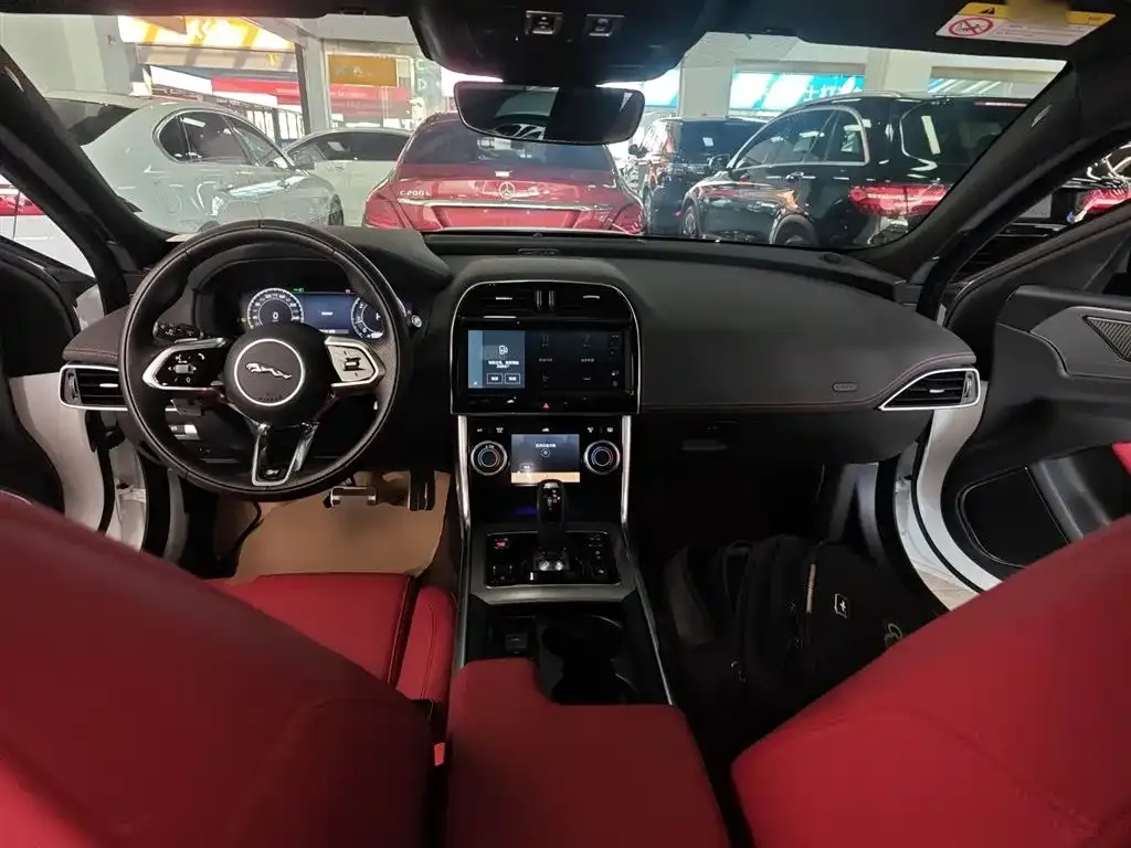 Jaguar XEL 2024 из CN, фото 8