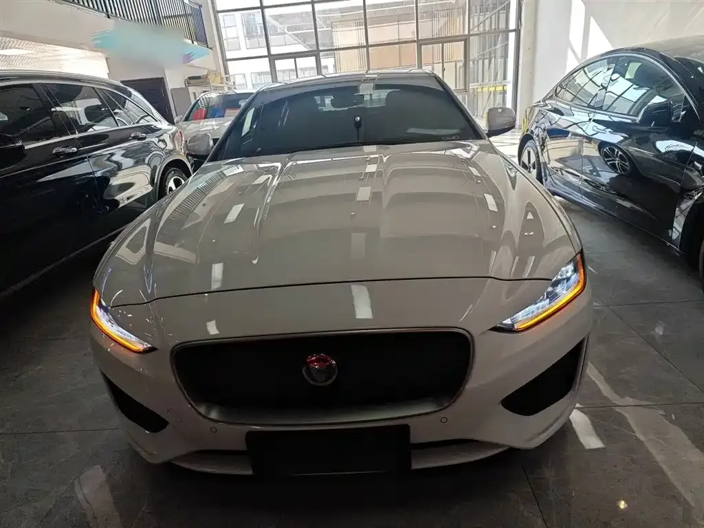 Jaguar XEL 2024 из CN, фото 9