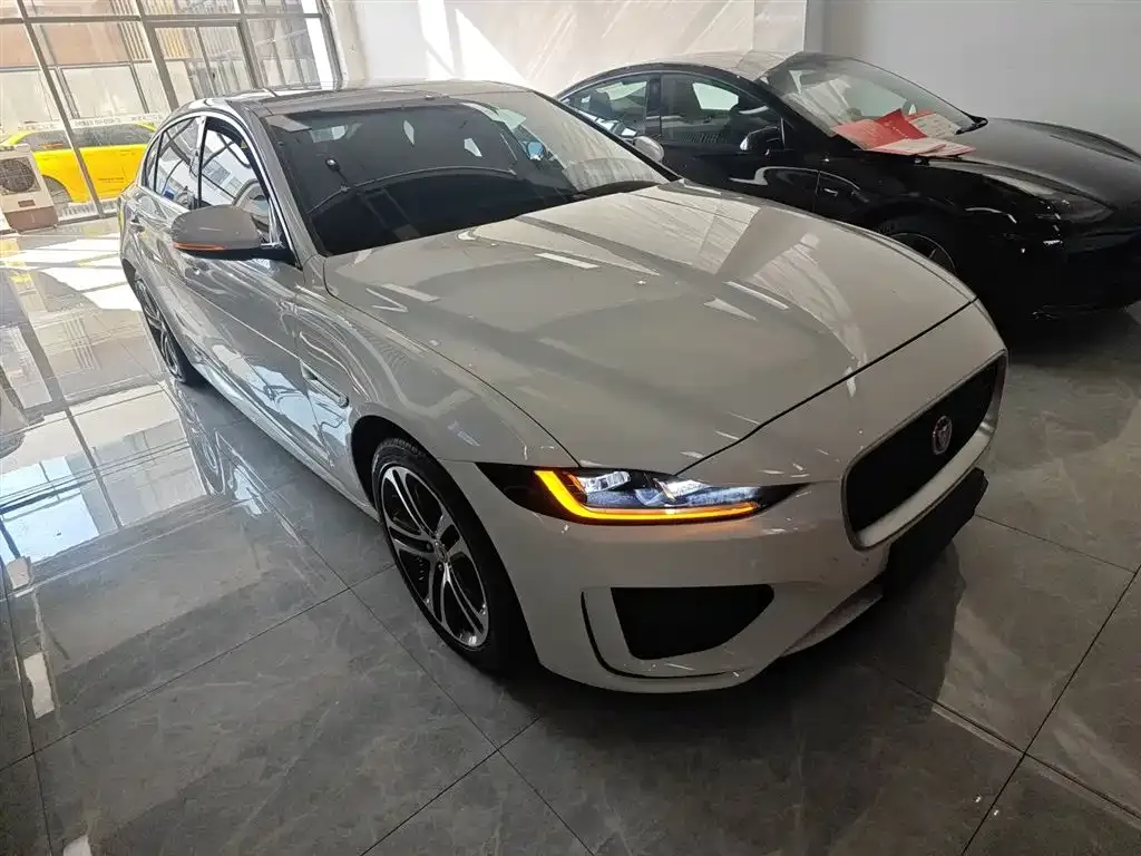 Jaguar XEL 2024 из CN, фото 10