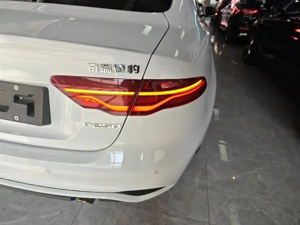 Jaguar XEL 2024 из CN, фото 2