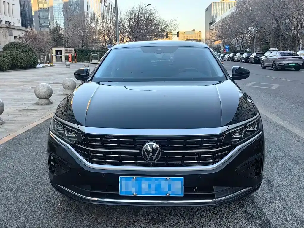 Volkswagen Passat — фото 7