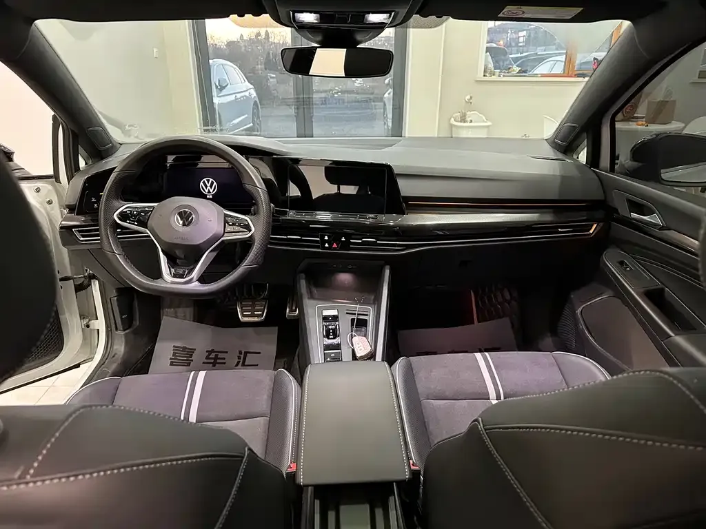 Volkswagen Golf 2021 из CN, фото 7