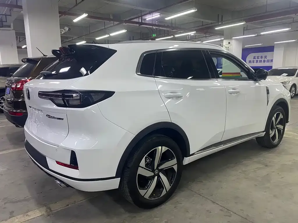 Changan CS55PLUS — фото 4