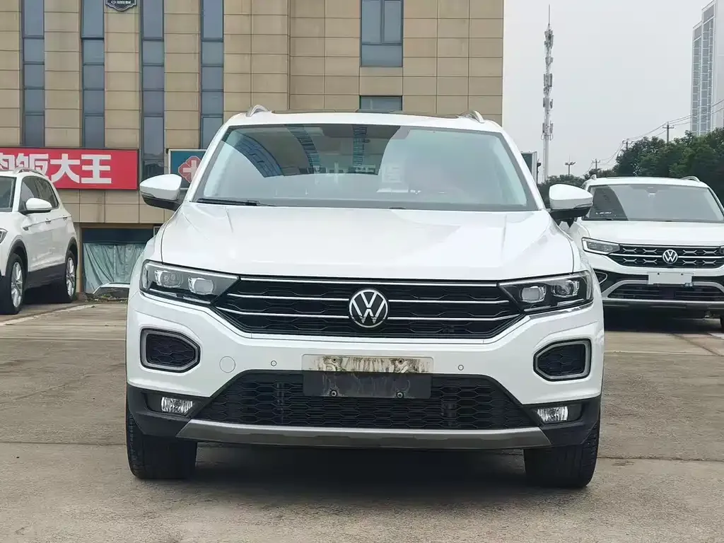 Volkswagen T-Roc 2023 из CN, фото 4