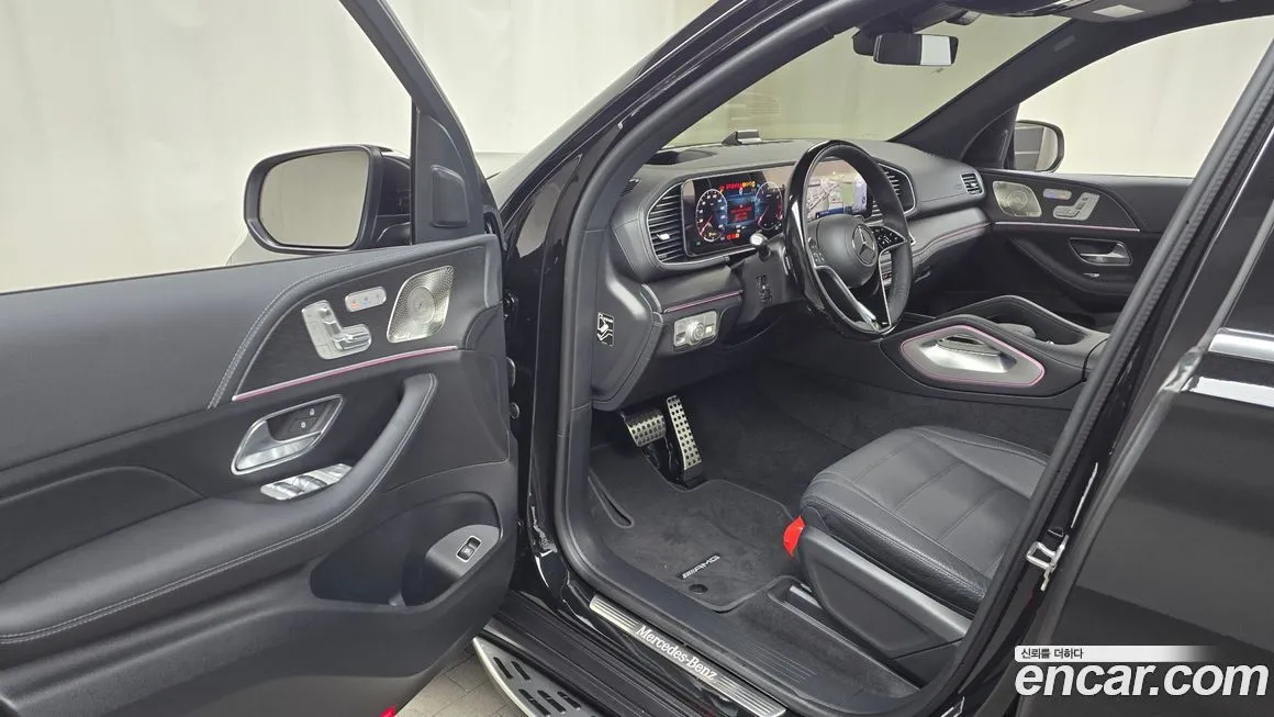 Mercedes-Benz GLS-Class — фото 10