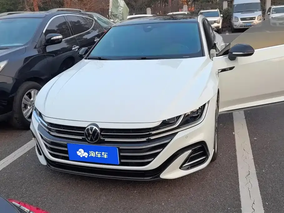 Volkswagen CC 2022 из CN, фото 2