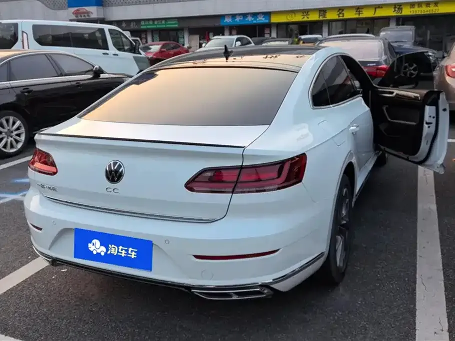 Volkswagen CC 2022 из CN, фото 3