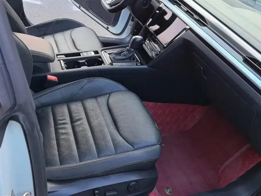 Volkswagen CC 2022 из CN, фото 8