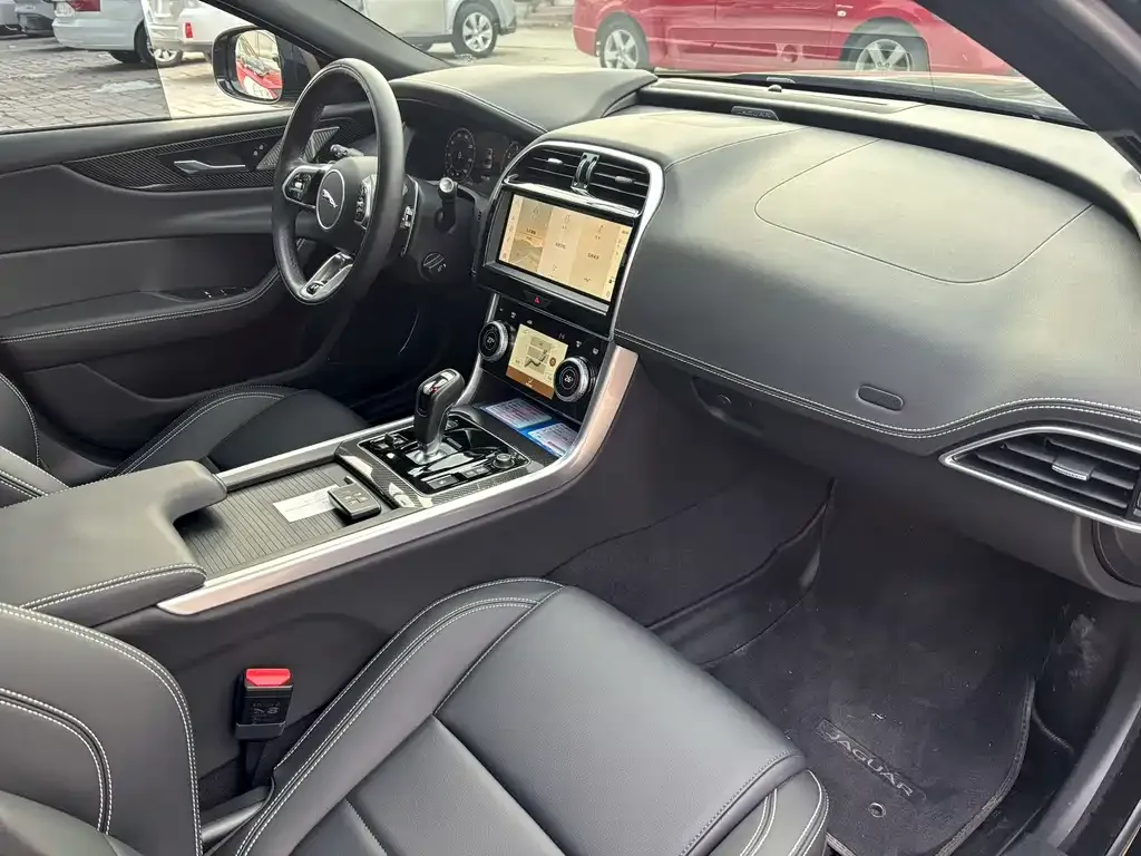 Jaguar XEL 2024 из CN, фото 6