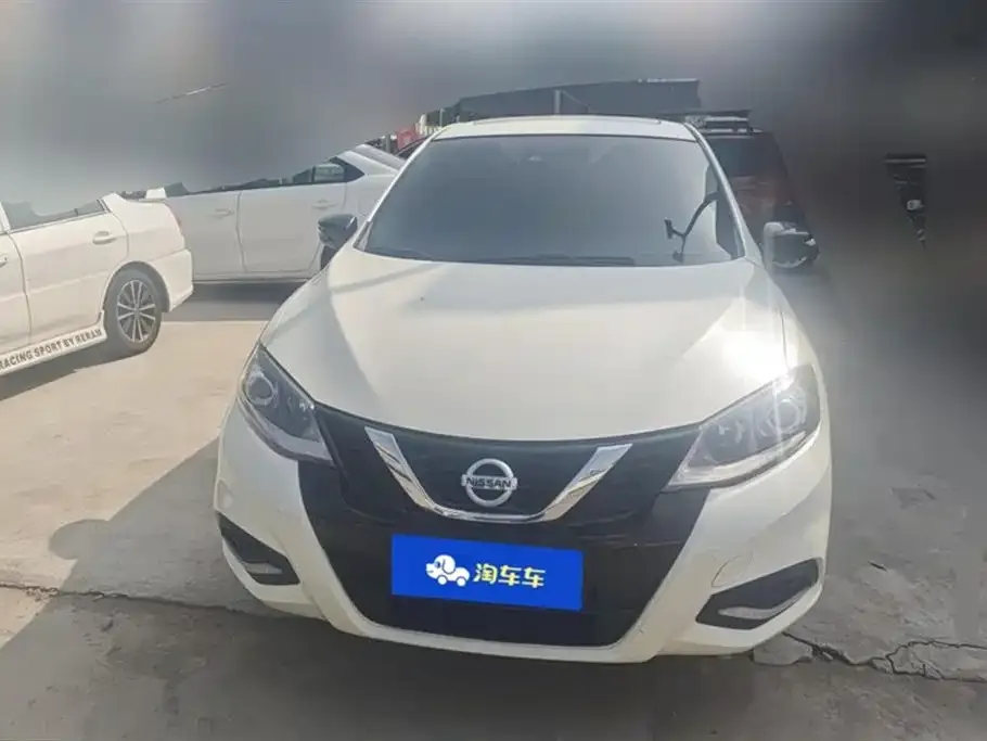 Nissan Tiida 2022 из CN, фото 3