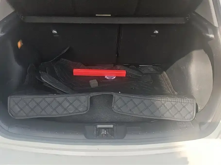 Nissan Tiida 2022 из CN, фото 9