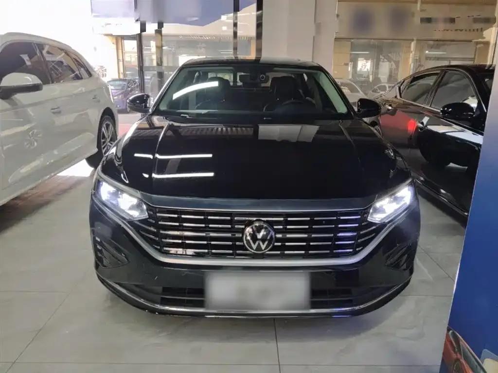 Volkswagen Passat — фото 9