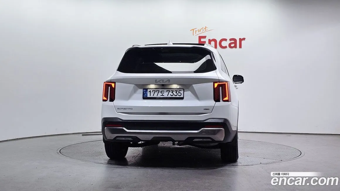 Kia Sorento — фото 4