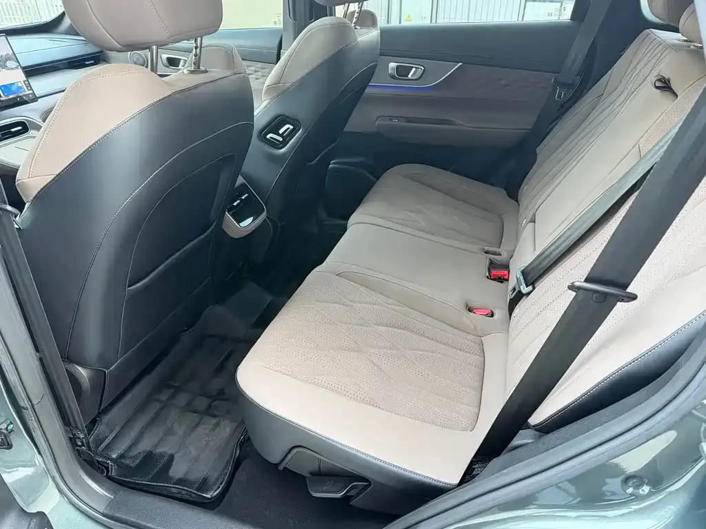 Chery Tiggo 8 PLUS — фото 10