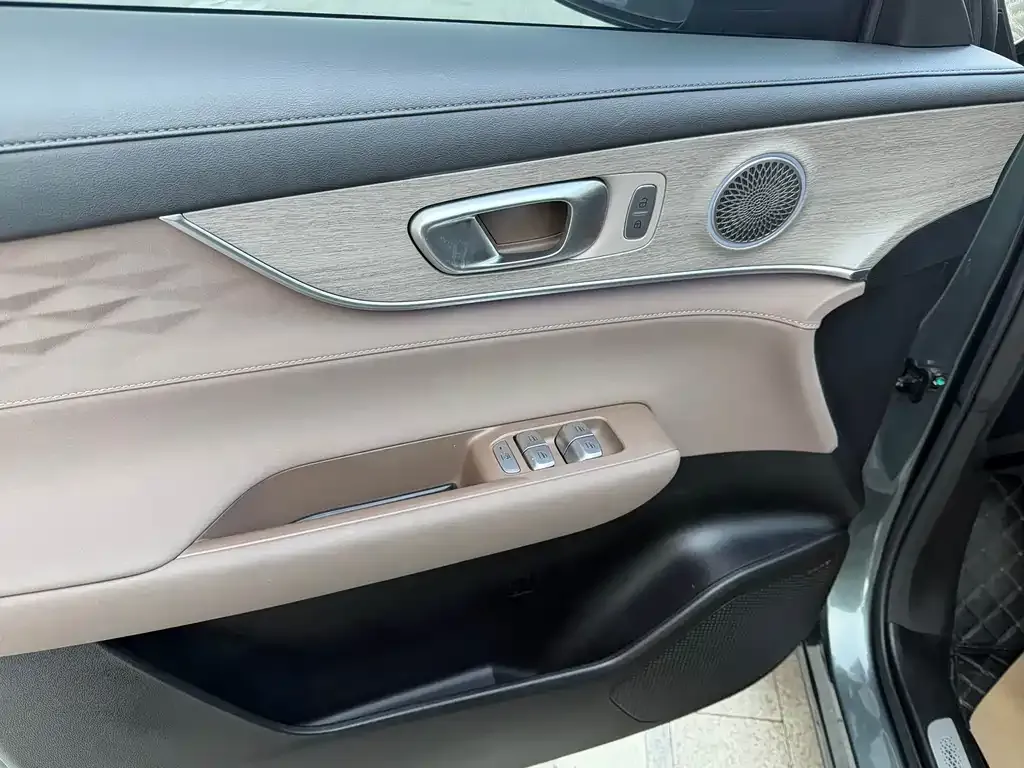 Chery Tiggo 8 PLUS — фото 9