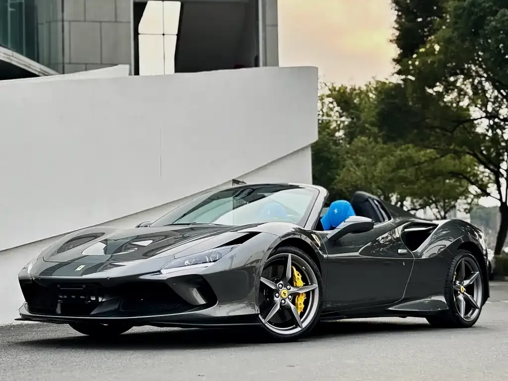 Ferrari F8 — фото 1