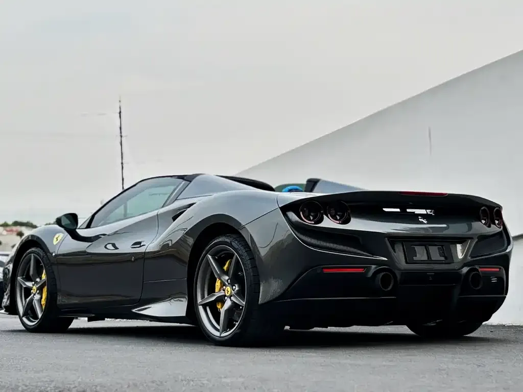 Ferrari F8 — фото 3