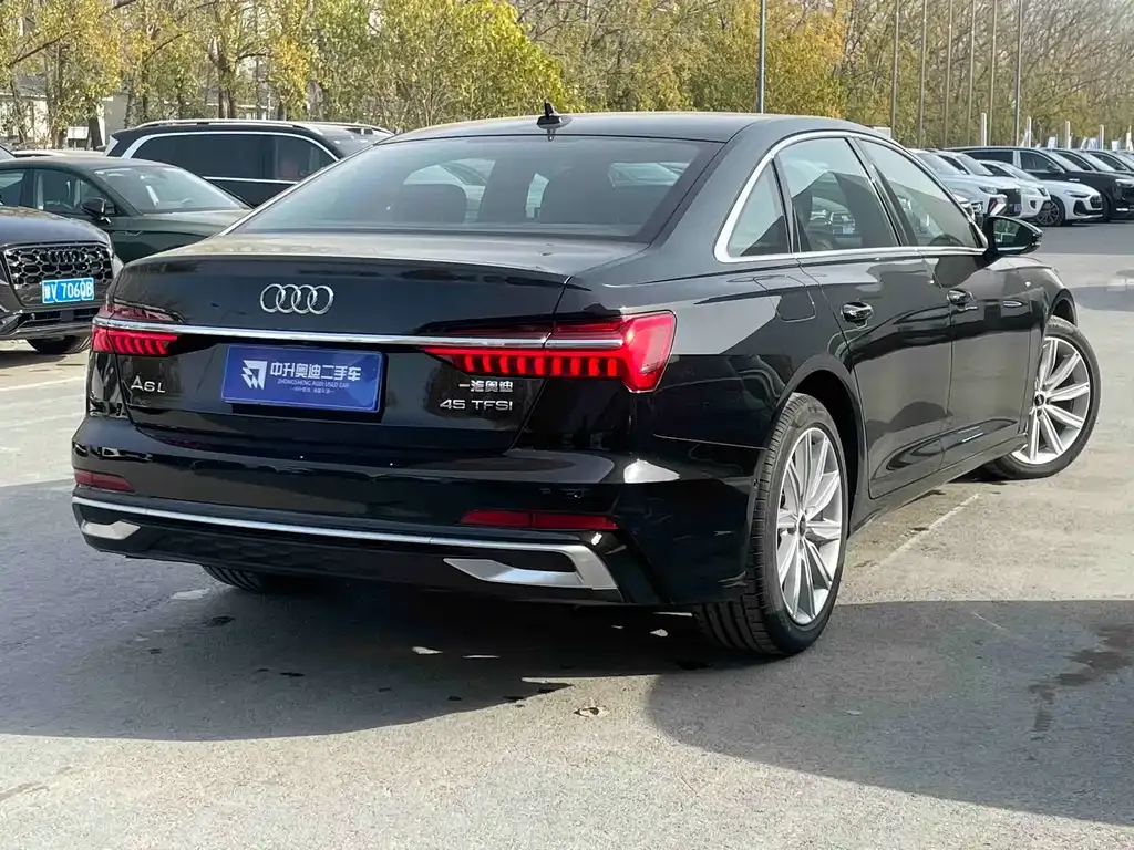 Audi A6L — фото 3