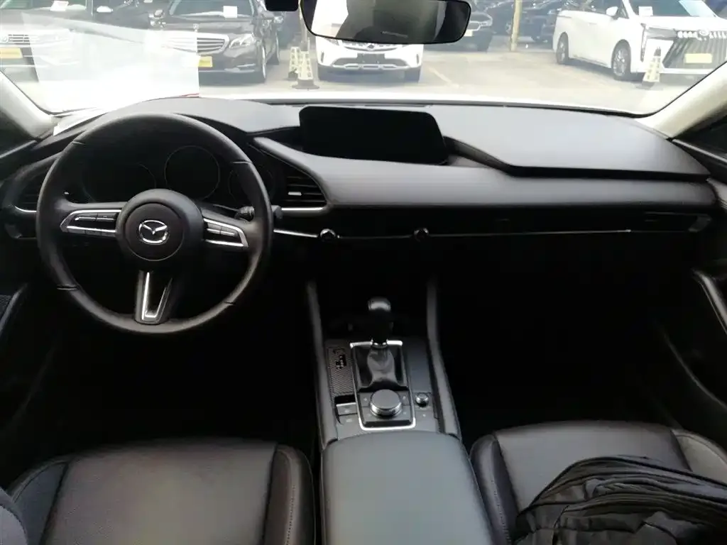 Mazda 3 Axela 2025 из CN, фото 10