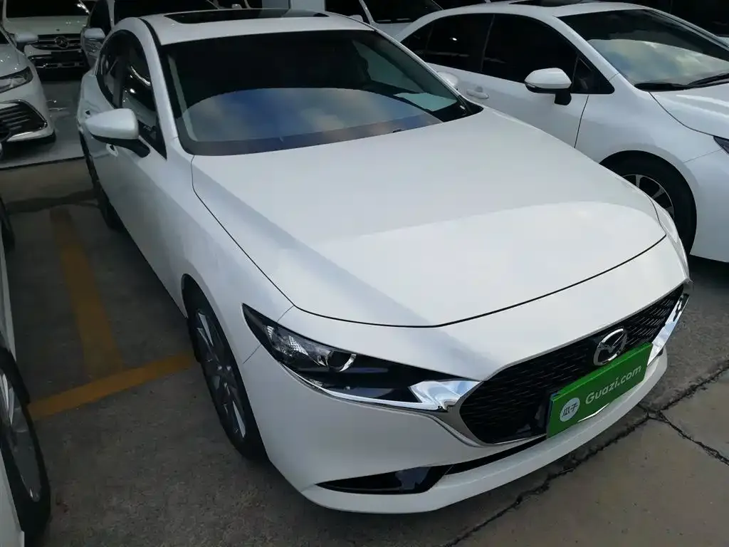 Mazda 3 Axela 2025 из CN, фото 4