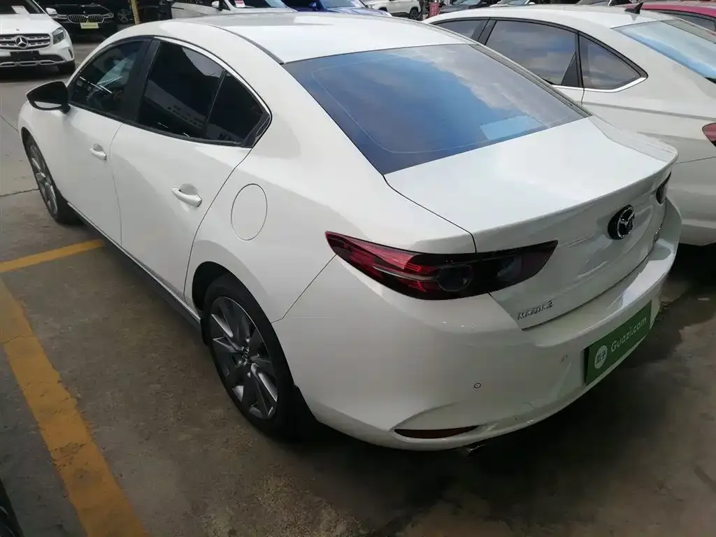 Mazda 3 Axela 2025 из CN, фото 5