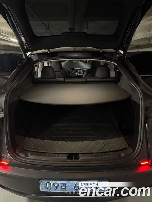 Tesla Model Y 2025 из KR, фото 2