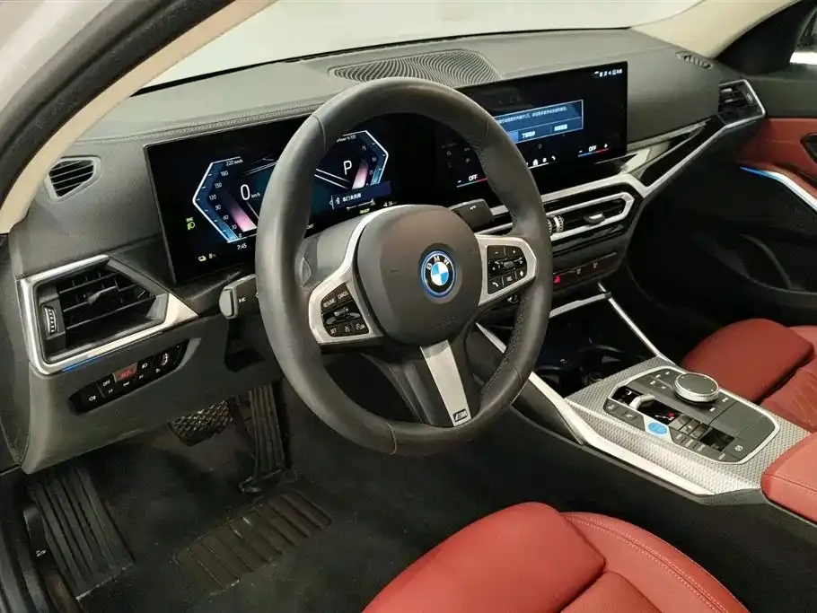 BMW i3 — фото 9