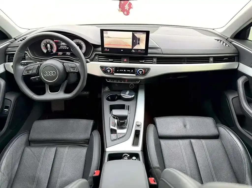 Audi A4L 2023 из CN, фото 8