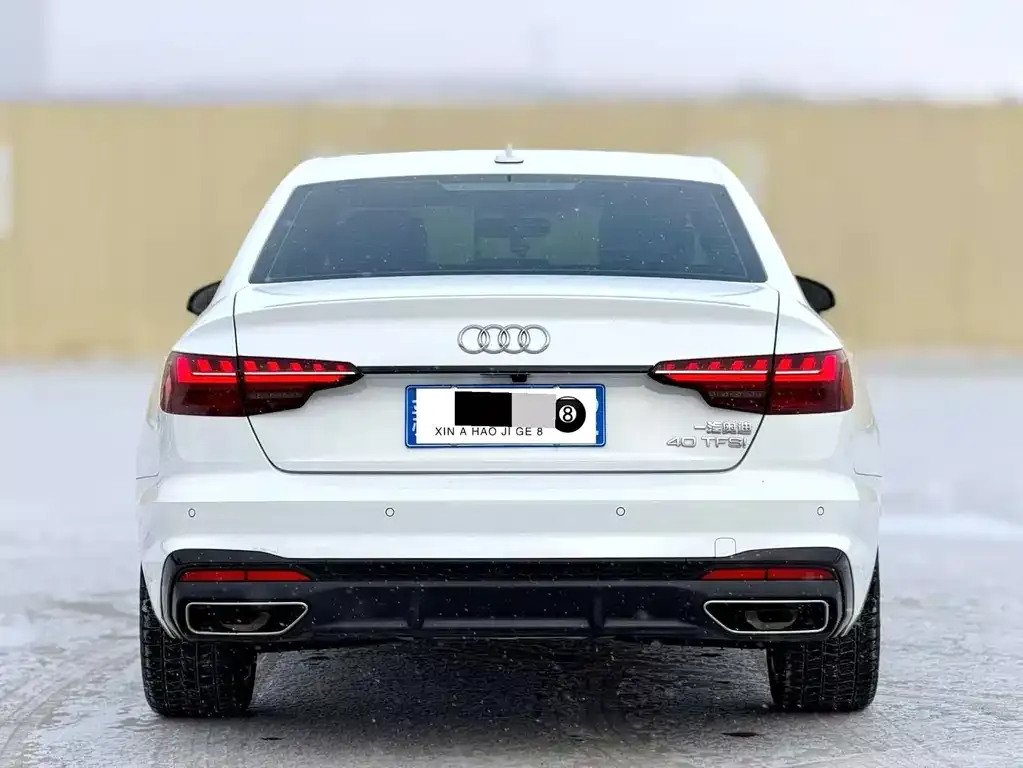 Audi A4L 2023 из CN, фото 2