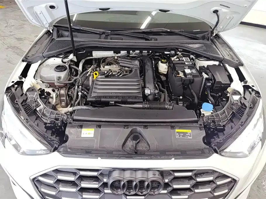 Audi A3 2023 из CN, фото 10