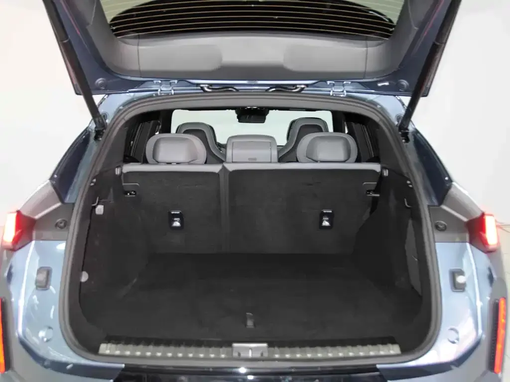 Lynk & Co 08 EM-P 2025 из CN, фото 2