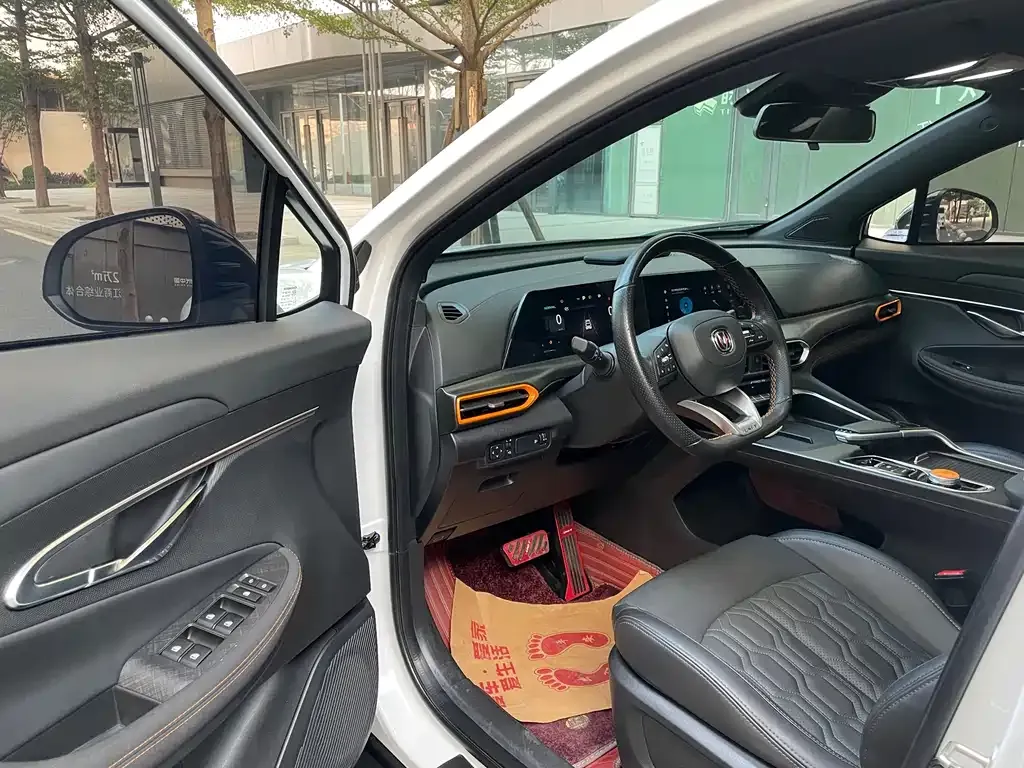 Changan UNI-T 2022 из CN, фото 6